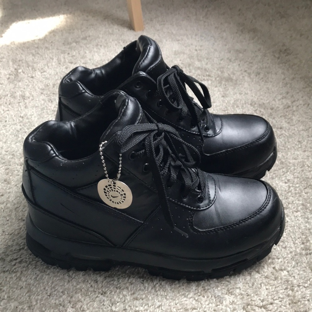 ACG Nike Sneaker Boots